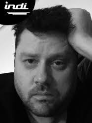 Mel Small's Instagram, Twitter & Facebook