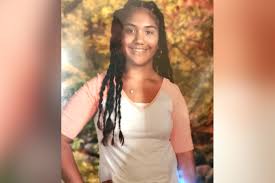 With the hostages in the perfect position for escape in breaking the fingerboard then, maria does what she has to do, and steals gloria's plan. Gloria Alvarado Michigan Teen Missing As Family Searches For Answers Crime News