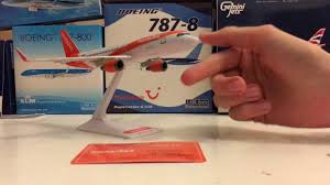 It is the largest airline of the united kingdom. Premier Planes Easyjet A320 737 200 Limited Edition Review Youtube