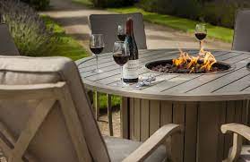 Pin Auf Fire Pit Dining Table