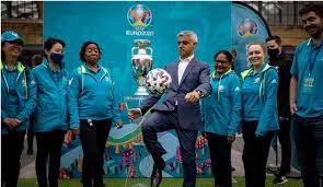 ألمانيا وهولندا إلى نهائيات يورو 2020. Ù„Ø§ Ø¥Ø¹ÙØ§Ø¡Ø§Øª Ø¨Ø±ÙŠØ·Ø§Ù†ÙŠØ© Ù„Ø¬Ù…Ø§Ù‡ÙŠØ± ÙŠÙˆØ±Ùˆ 2020 Ø§Ù„Ø±ÙŠØ§Ø¶ÙŠ Ø¨Ø·ÙˆÙ„Ø© Ø£Ù…Ù… Ø£ÙˆØ±ÙˆØ¨Ø§ Ø§Ù„Ø¨ÙŠØ§Ù†
