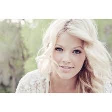 Anya Montgomery's Instagram, Twitter & Facebook