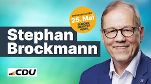 Überall Osterhasen mit bunten Ostereiern und süßen Schokoladeneiern im  Kommerzhotel ! Wir wünschen allen Gästen und Freunden des Hauses ein frohes  und glückliches Osterfest! 🐣