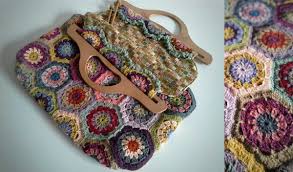 In this case, they are used at the center of the flower to add texture. Spring Hexagon Bag Free Crochet Pattern