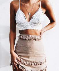 Pin By Gozde Ozturk On My Style Bohemian Clothes Boho Outfits Trending Fashion Outfits