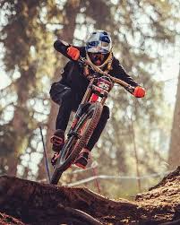 Pin Von Nasra Swaleh Auf Celebrities Enduro Fahrrad Mountenbike Mountainbiker