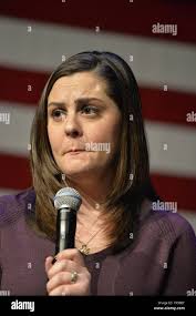 Elementary school children principal hi-res stock photography and images