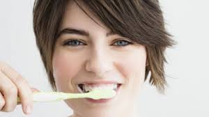 Hukum Menggosok Gigi dan Berkumur saat Puasa Ramadan, Apakah Membatalkan  Puasa? Begini Penjelasannya