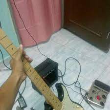Jual segala macam guitar listrik sesuai selera anda. Gitar Elektrik Music Instruments Carousell Malaysia
