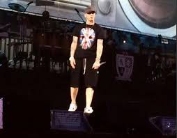 Eminem becomes the first rapper to headline london's wembley stadium on friday 11th and saturday 12th july. Eminem Brings Out Dr Dre At Wembley Stadium 2dopeboyz