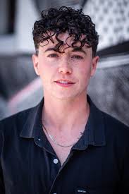 Welcoming Becca Dean, New Sean Dorsey Dance company dancer!