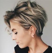 I hope you will be inspired about coupe courte moderne femme. 83 Idees De Coupe Courte Moderne Coupe De Cheveux Courte Cheveux Courts Coupe De Cheveux