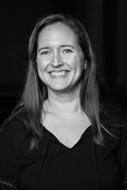 Graciela Mendoza (Esther Jane Alberry). Graciela is 12 years old. She has  previsously been Alice in Alice in wonderland, Feilding in Jungle book, the  Unicorn in the Lion Witch and the Wardrobe