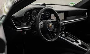 Does the porsche 911 turbo s look different from 911 carrera? Porsche 911 Turbo S Ein Schmankerl Fur Petrolheads Autogazette De