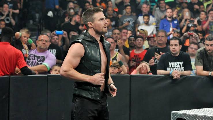 Resultado de imagem para Stephen amell wwe"