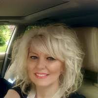 Kimberly Waldrop's Instagram, Twitter & Facebook