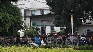 Pengadilan negeri jakarta timur menggelar sidang putusan atau vonis untuk para terdakwa pada kamis (24/6). Sidang Putusan Sela Rizieq Shihab Penasihat Hukum Kecil Kemungkinan Dikabulkan Metro Tempo Co