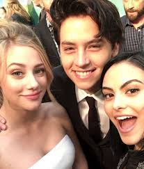 Skye Sinclair (skyesinclair0)