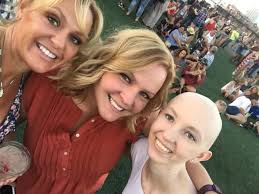 5 weeks after finishing chemo girl celebrates with mom in Vegas