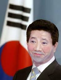노무현(盧武鉉, 1946년 9월 1일 ~ 2009년 5월 23일)은 대한민국의 제16대 대통령이다. ë…¸ë¬´í˜„ Ko