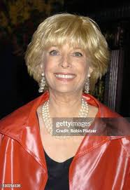 2,000 Leslie Stall Photos & High Res Pictures