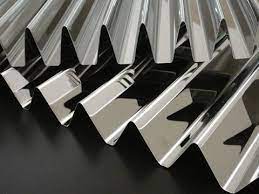 Bardage En Panneau En Acier Inox Metallique Ondule Prisma Fielitz Bardage Tole Revetement Metallique Toiture Metallique