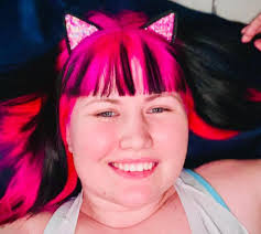 Standuptobulliesrightmeow updated their status.