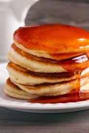 Fluffige Amerikanische Pancakes Mit Milch Und Vanilleextrakt Foodtempel Rezept In 2020 Lebensmittel Essen Vanilleextrakt Vanille