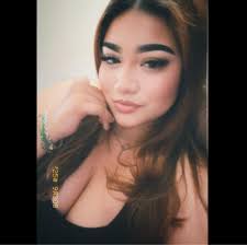 Is there any places in Pasadena to go see the lights tonight?