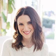 Caroline Hulse's Instagram, Twitter & Facebook