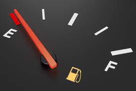 Many people prefer to use this feature in lieu of the low fuel warning light, figuring that if the gauge says there are 20 miles left, then they have 20 miles before they run out of gas. How Far Can You Drive With The Low Fuel Light On Chipsaway