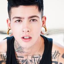 Travis Tatum Mills