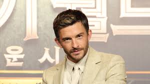 Jonathan Bailey Is Taking a Break From Acting for This Sweet (But Serious)  Reason | Them