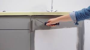 how to: paint kitchen cabinets  tips