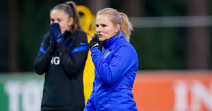 Het laatstgenoemde medium meldt zelfs dat wiegman momenteel. Wiegman Bij Laatste Drie Kandidaten Voor Fifa Prijs Buitenlands Voetbal Ed Nl