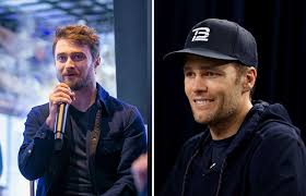 A red make american great again hat was reportedly spotted in daniel radcliffe says he's rooting for the rams in the #superbowl and has a message for tom brady: Daniel Radcliffe Wants Tom Brady To Take That Maga Hat Out Of Your Locker The Boston Globe