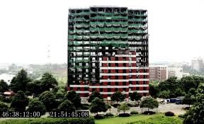 Video: Chinese Hotel Climbs Fifteen Stories in Six Days