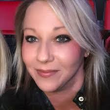 Kristy Roop's Instagram, Twitter & Facebook