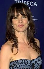 L'interpretazione di Juliette Lewis della Natalie adulta. Come ha  interpretato il personaggio e l'aspetto della Nat adulta. :  r/YellowjacketsHive