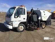 Schwarze Sweeper on 2007 GMC W4500 Truck in Robeline ...