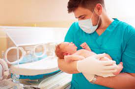 6 Reasons Your Baby Needs a Primary NICU Nurse - Hand to Hold