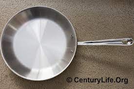 Yes, the cookware comes in great stainless steel construction. In Depth Product Review All Clad Mc2 Master Chef 2 Aka Mc 12 Inch Skillet Frying Pan