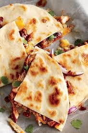 Kickin Bbq Chicken Quesadilla Recipe In 2020 Fast Easy Meals Cooking Recipes Mexican Food Re In 2020 Fast Easy Meals Bbq Chicken Quesadilla Mexican Food Recipes