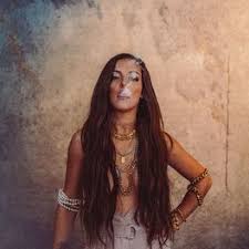 Clip léché et paroles entêtantes. Camille Lellouche Je Remercie Mon Ex Listen With Lyrics Deezer