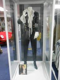 Amor Prohibido Album Cover Outfit Selena Quintanilla Outfits Selena Quintanilla Albums Selena Quintanilla
