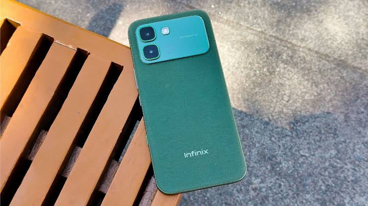 Infinix Note Edge 5G Review: Form First | WalasTech