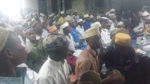 Subscribe na wasambazie wenzio channel yetu waje kupata kaswida zote hapasubscribe qaswida tvkaribu sana. Zahrau Ndani Ya Gatundu Tanga Angalia Uwanja Ulivyo Jaza Youtube