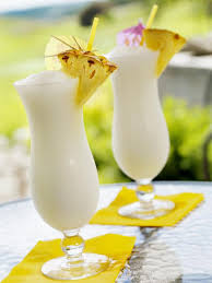 Piña colada cóctel - Mejor receta | Demos la vuelta al día