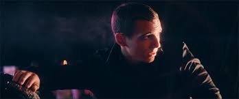 It was written by paul hernandez and robert schooley. Sky High Film Rezensionen De