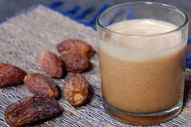 Perlu 1 sdm gula pasir. 8 Manfaat Minum Jus Kurma Selama Puasa Untuk Kesehatan